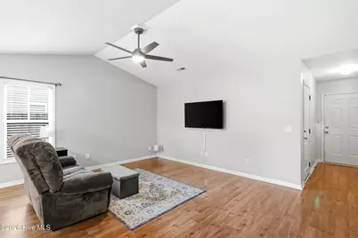 7287 Copperfield Court, Wilmington, NC 28411 - Photo 4