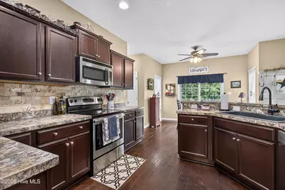 129 Prelude Drive, Richlands, NC 28574 - Photo 8