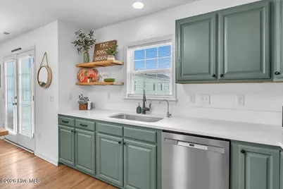 504 Augusta Avenue, Carolina Beach, NC 28428 - Photo 8