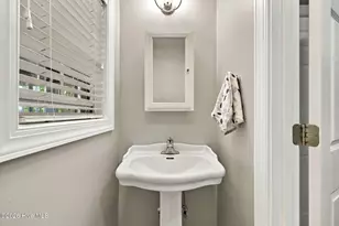 608 Pamlico River Dr, Washington, NC 27889 - Photo 34