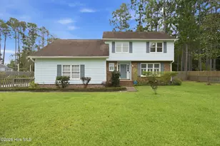 10017 N Olde Towne Wynd SE, Belville, NC 28451 - Photo 2