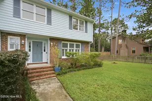 10017 N Olde Towne Wynd SE, Belville, NC 28451 - Photo 6
