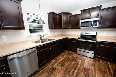 204 Gillcrest Court, Jacksonville, NC 28540 - Photo 26