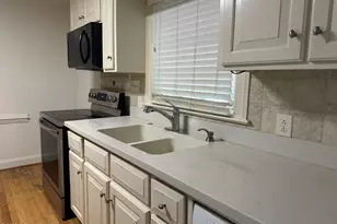 1011 Parkside Dr NW, Wilson, NC 27896 - Photo 10