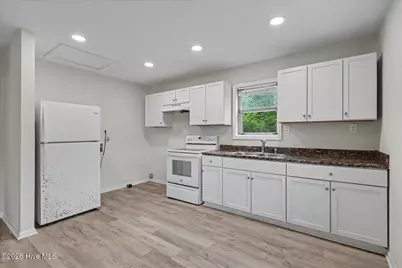 301 Montgomery Avenue, Wilmington, NC 28405 - Photo 10