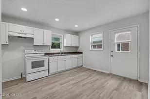 301 Montgomery Ave, Wilmington, NC 28405 - Photo 8
