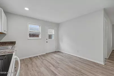 301 Montgomery Avenue, Wilmington, NC 28405 - Photo 12