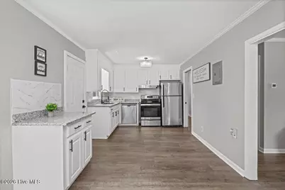 204 E Branch Street, Benson, NC 27504 - Photo 4