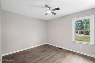 204 E Branch St, Benson, NC 27504 - Photo 8