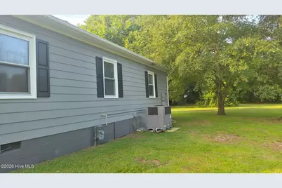 204 E Branch Street, Benson, NC 27504 - Photo 12