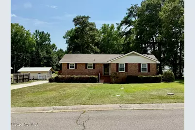 114 Sandhurst Drive, Rockingham, NC 28379 - Photo 1