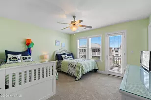 389 E 1st St, Ocean Isle Beach, NC 28469 - Photo 28