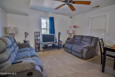 217 E Broad Street, Elizabeth City, NC 27909 - Photo 6