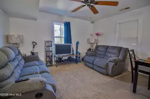 217 E Broad St, Elizabeth City, NC 27909 - Photo 6