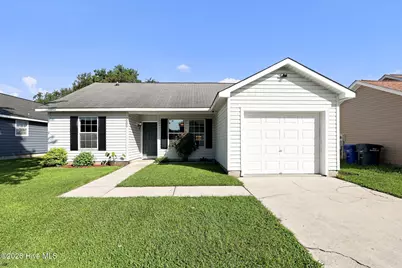 3009 Steeple Chase Court, Jacksonville, NC 28546 - Photo 2
