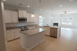 915 Port Royal Ct, New Bern, NC 28560 - Photo 8