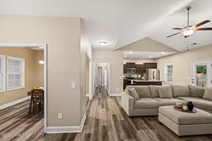 115 Pembury Way, Richlands, NC 28574 - Photo 8