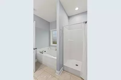 115 Pembury Way, Richlands, NC 28574 - Photo 18
