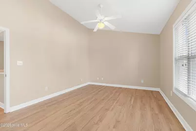 424 Commerce Avenue #D, Bridgewood Condos, Morehead City, NC 28557 - Photo 16