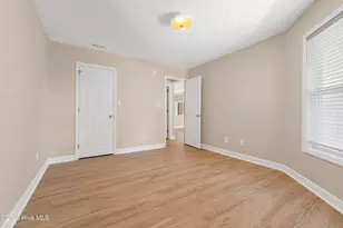 424 Commerce Ave, Morehead City, NC 28557 - Photo 22