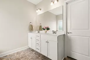 52 Heirloom Ct, Benson, NC 27504 - Photo 16