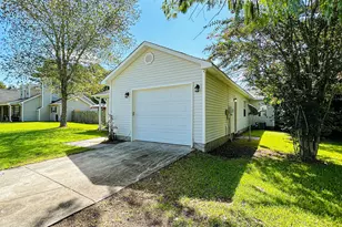 152 Horse Shoe Bend, Jacksonville, NC 28546 - Photo 4