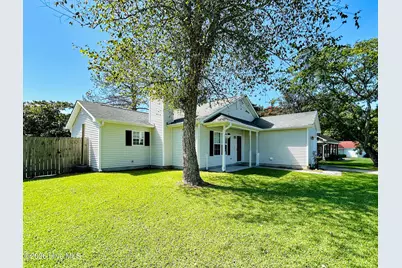 152 Horse Shoe Bend, Jacksonville, NC 28546 - Photo 2