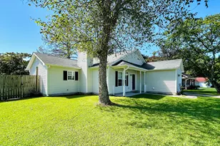 152 Horse Shoe Bend, Jacksonville, NC 28546 - Photo 2