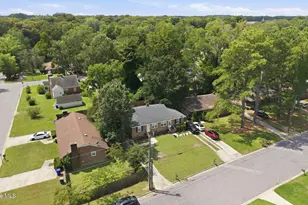 2508 E 3rd St, Greenville, NC 27858 - Photo 10