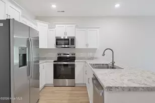 308 Coastal Reef Ct, Holly Ridge, NC 28445 - Photo 4
