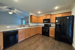 4043 Ironstone Ct, Leland, NC 28451 - Photo 4