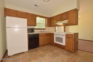 415 Oregon Trail, Hubert, NC 28539 - Photo 8