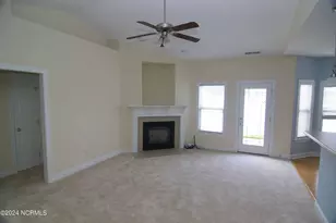 4004 Bluebill Dr, Greenville, NC 27858 - Photo 2