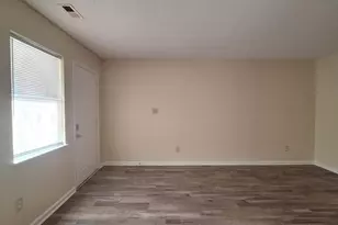 3002 Caldwell Ct, Greenville, NC 27834 - Photo 2