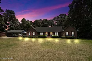 1013 Arrowhead Dr, Snow Hill, NC 28580 - Photo 2