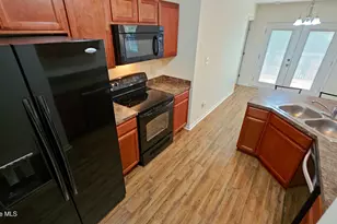 100 Constitution Ave, Jacksonville, NC 28540 - Photo 8