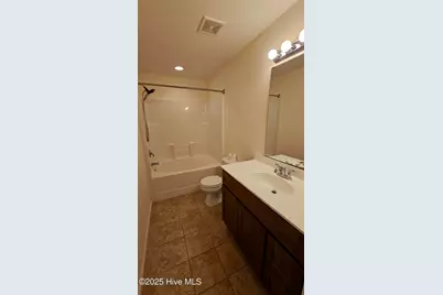 100 Constitution Avenue, Jacksonville, NC 28540 - Photo 16