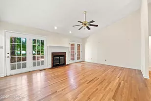307 Augusta Ct, New Bern, NC 28562 - Photo 12
