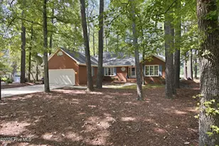 307 Augusta Ct, New Bern, NC 28562 - Photo 1