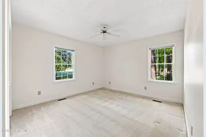 307 Augusta Court, New Bern, NC 28562 - Photo 32