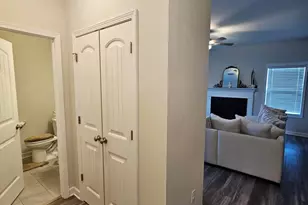 106 Fox Cv Xing, Jacksonville, NC 28546 - Photo 4
