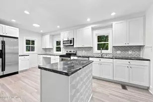 301 W 15th St, Washington, NC 27889 - Photo 8