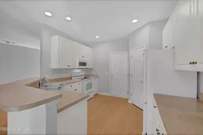 6801 Buckhurst Court, Wilmington, NC 28411 - Photo 10