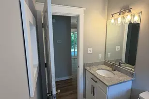 906 Cedar Ct, Aberdeen, NC 28315 - Photo 8