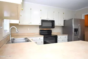 2380 Vineyard Dr, Winterville, NC 28590 - Photo 8