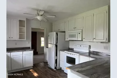 3107 Country Club Road, Morehead City, NC 28557 - Photo 6
