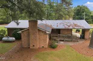 405 S Broad St, Robersonville, NC 27871 - Photo 10