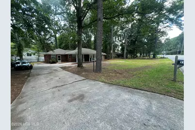 915 Greenville Boulevard SE, Greenville, NC 27834 - Photo 2