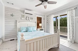 102 Gregg St, Emerald Isle, NC 28594 - Photo 16