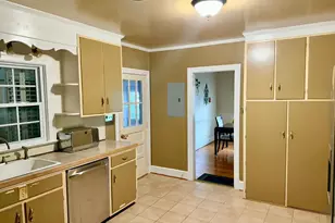 1210 Meadowood Dr, Kinston, NC 28501 - Photo 18